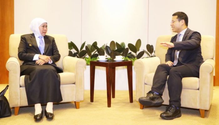 Gubernur Khofifah Temui Menteri Pendidikan Singapura, Perkuat Sinergi Pendidikan Jatim di RISING Fellowship