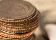 Investor Global Beralih ke Emas Harga Cetak Rekor Baru