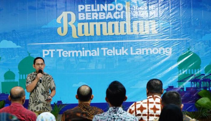Terminal Teluk Lamong Berbagi di Bulan Suci, 7 Ribu Paket Bantuan Disalurkan