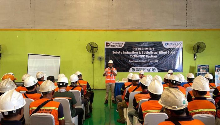 Pelindo dan TPK Berlian Tingkatkan Keselamatan Kerja TKBM di Pelabuhan Tanjung Perak