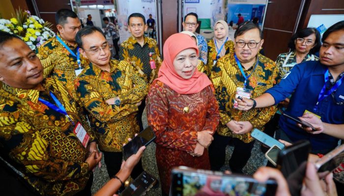 Buka Surabaya Hospital Expo 2026,Gubernur Khofifah Tekankan Transformasi Digital Rumah Sakit