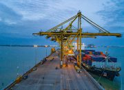 Kinerja TPS Tetap Tangguh, Volume Peti Kemas April Tembus 119 Ribu TEUs