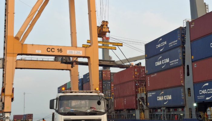 TPS Perkuat Peran Sebagai Gateway Ekspor Industri Perkeretaapian Nasional