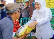 Pasar Murah Pemprov Jatim Diserbu Warga, Harga Sembako Lebih Hemat