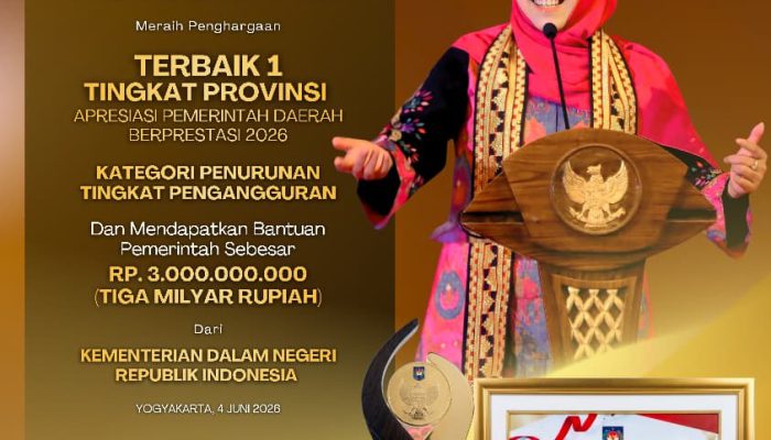 TPT Jatim Turun ke 3,55 Persen, Pemprov Raih Penghargaan Penurunan Pengangguran Terbaik