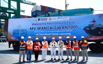 X-Press Feeders Resmi Layani Rute Surabaya–Tiongkok Lewat TPK Teluk Lamong