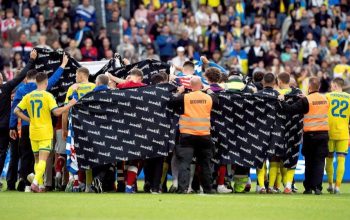 Eriksen Pingsan di Lapangan, Duel Denmark Kontra Ukraina Terhenti