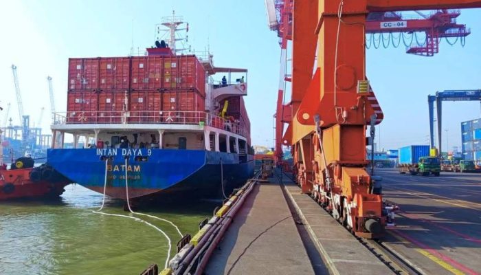 Kinerja Gemilang Terminal Teluk Lamong, Throughput Tumbuh 13 Persen hingga Tembus 1,2 Juta TEUs