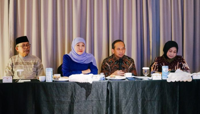 Khofifah Indar Parawansa Dorong Alumni UNAIR Jadi Penggerak Inovasi dan Peningkatan SDM Indonesia