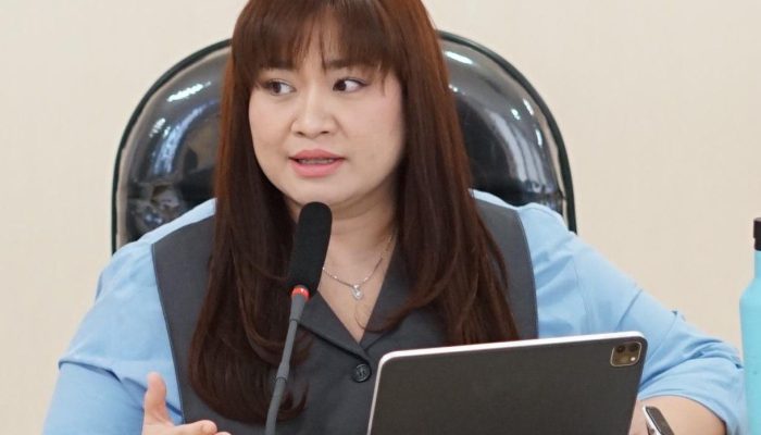 Herlina Harsono Njoto Dorong Pemkot Surabaya Beri Insentif 6.600 Tukang Sampah Kampung