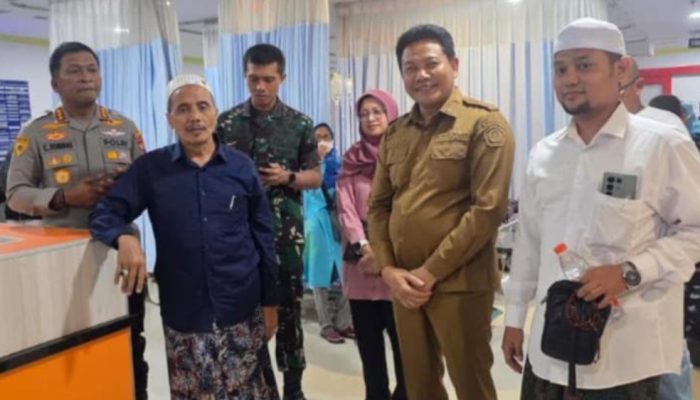 Diduga Keracunan Makanan MBG, 120 Santri Ponpes Manba’ul Hikam Sidoarjo Dilarikan ke RS