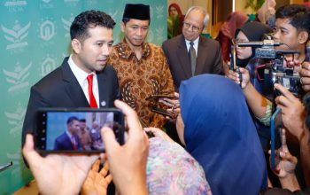 Di Hadapan Mahasiswa Baru UNUSA, Wagub Emil Ungkap Tiga Bekal Penting Menuju Indonesia Emas 2045